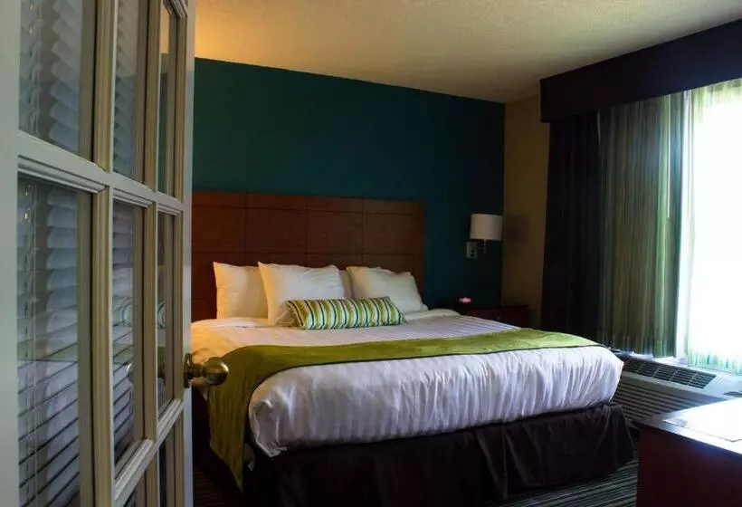 身障者適用スイートルーム, Best Western Plus Menomonie Inn & Suites