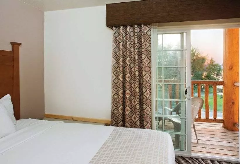 سوئیت با چشم‌انداز رودخانه, Best Western Plus Riverfront Hotel And Suites