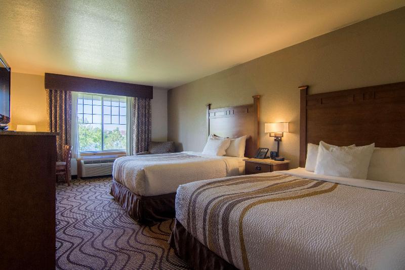 غرفة قياسية سرير ملكى, Best Western Plus Riverfront Hotel And Suites