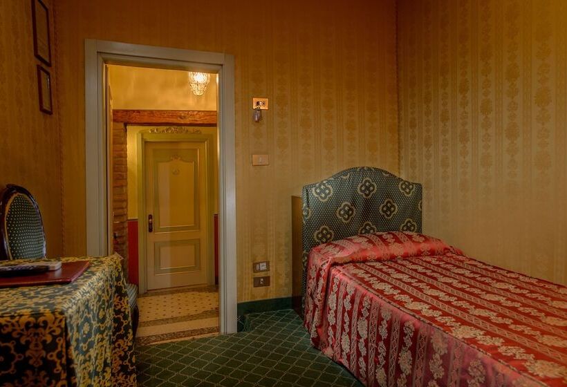 Superior Single Room, Centauro