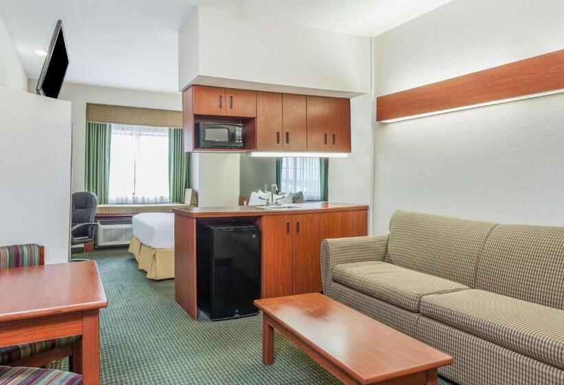 Студия Стандарт, Days Inn By Wyndham Near Kansas Speedway