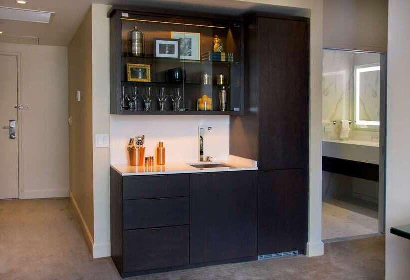 سوئیت با تخت بزرگ, Hilton Chongqing