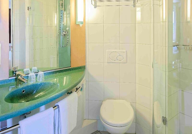 Quarto Estandar, Ibis Fribourg