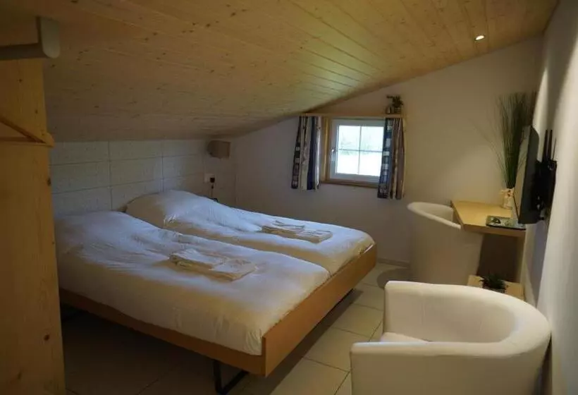 Standard-huone, Kaubad