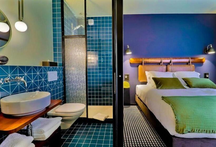 غرفة قياسية مطلة على الجبل, Le Tonnelier