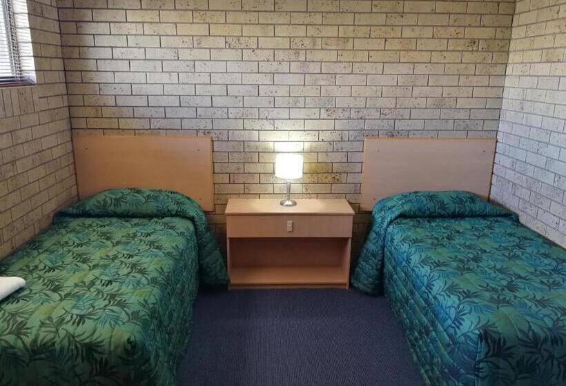 جناح غرفتين نوم, Macintyre Motor Inn