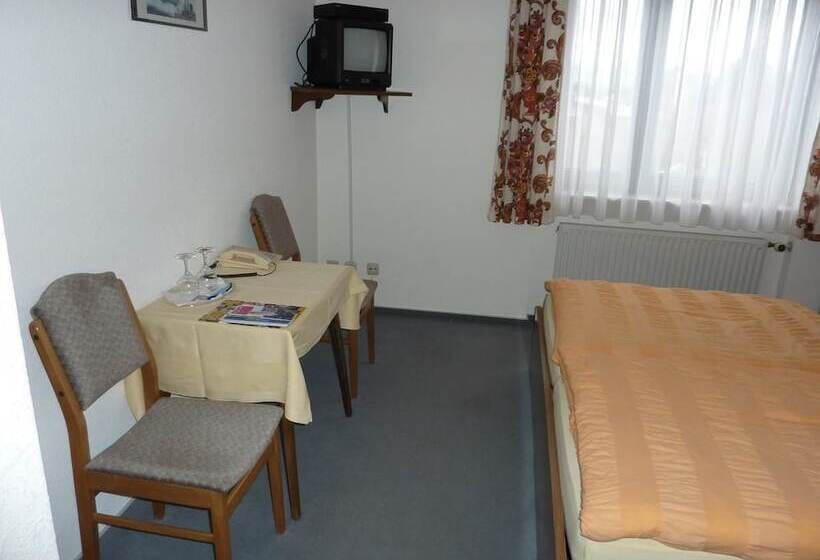 스탠다드 룸, Ockenheim