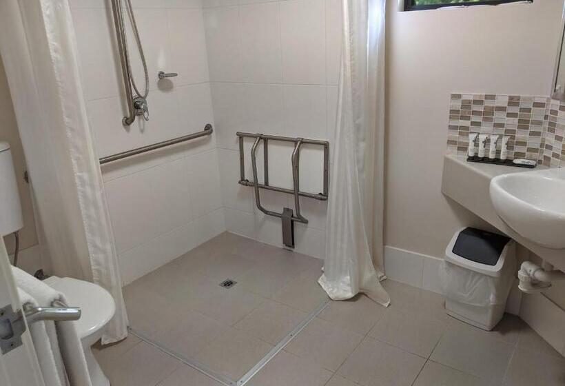 스탠다드 스튜디오, Quest Bunbury