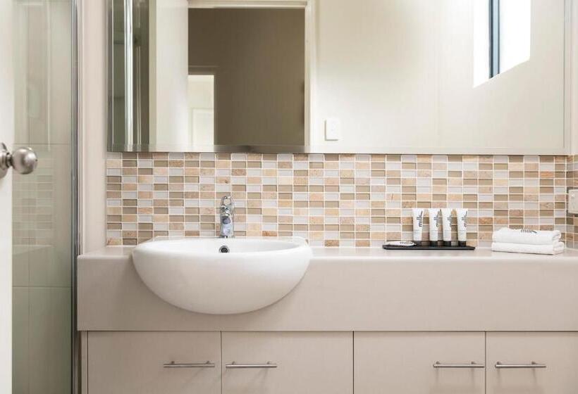 침실 2개 아파트, Quest Bunbury