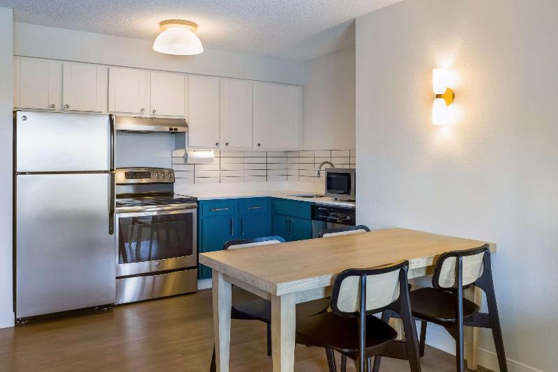 スイート, Sonesta Es Suites San Francisco Airport Oyster Point Waterfront