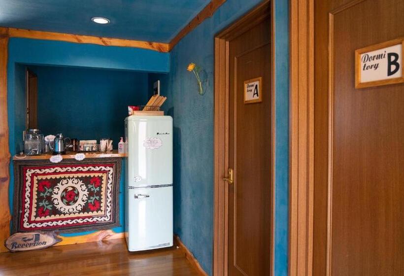 غرفة رباعية اقتصادية مع حمام مشترك, Lodge Mondo