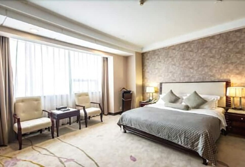 Люкс Повышенной Комфортности, Hongyi Hotel Wuhan University
