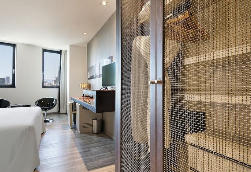 Номер Премиум, Barcelona Condal Mar Affiliated By Meliá