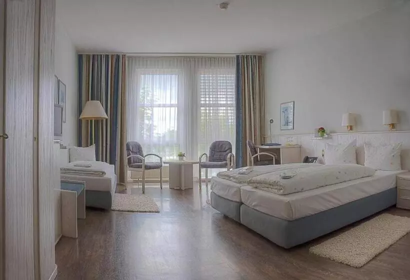 スタンダードトリプルルーム, Euro Park Hotel Hennef