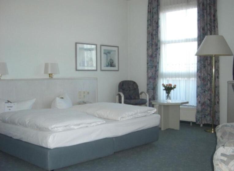 Номер Стандарт, Euro Park Hotel Hennef