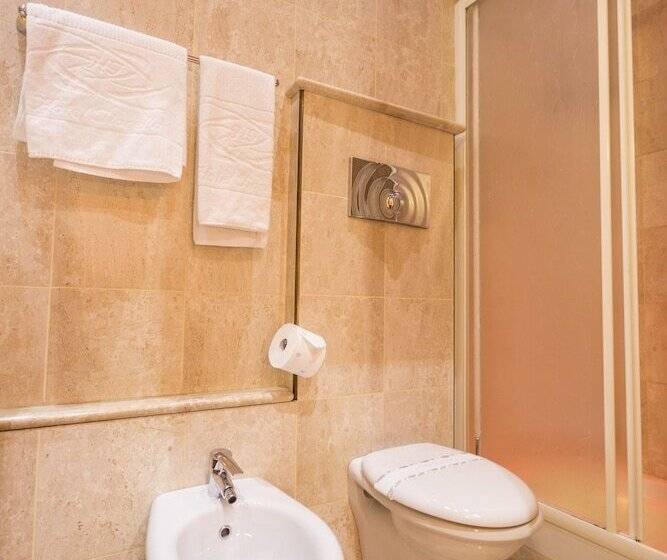 高级单人间, Fiorella Milano