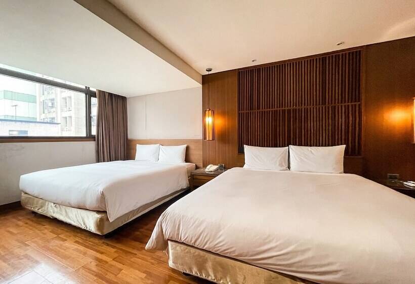 اتاق لوکس چهار تخته, Guide Hotel Taipei Bade