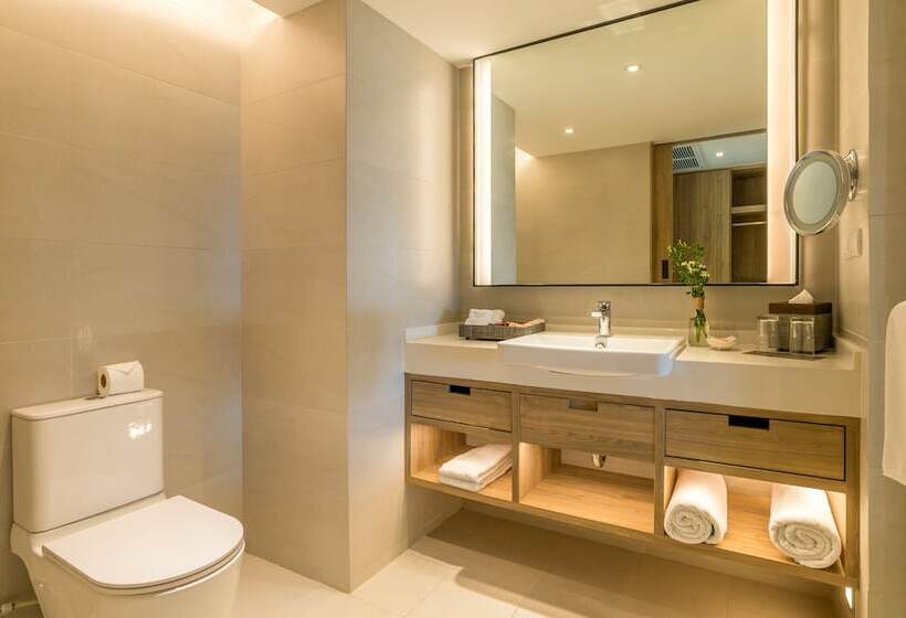 غرفة بريميوم مطلة على الحديقة, Holiday Inn Resort Krabi Ao Nang Beach  An Ihg