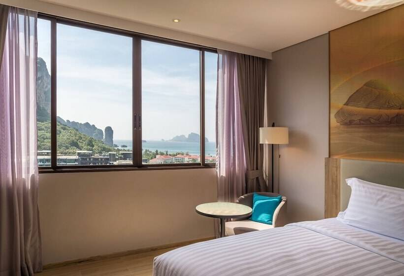 غرفة قياسية مطلّة علي البحر, Holiday Inn Resort Krabi Ao Nang Beach  An Ihg