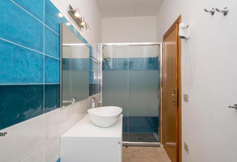 Четырехместный Номер Стандарт, A.i.r. Hotel Gabbiano