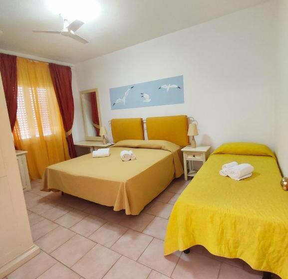 חדר סטנדרט לארבעה, A.i.r. Hotel Gabbiano