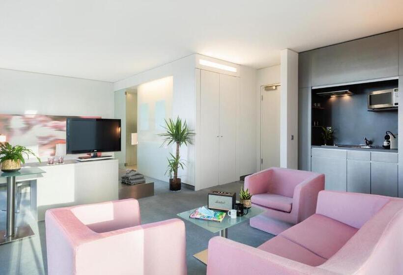 جناح, Innside By Meliá München Parkstadt Schwabing