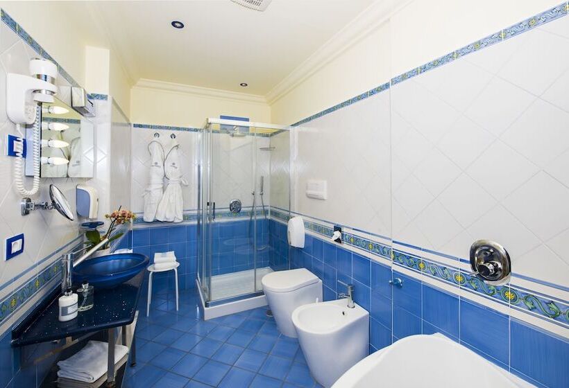 豪华海景房, Margherita