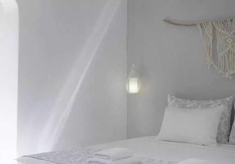 اتاق اساندارد با چشم‌انداز جانبی به دریا, Mykonos Essence Adults Only