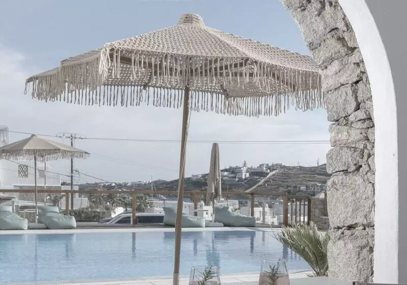 اتاق اساندارد با چشم‌انداز جانبی به دریا, Mykonos Essence Adults Only