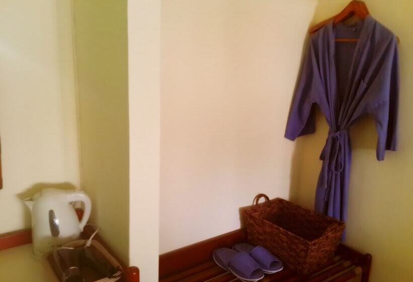 اتاق لوکس, Sawasdee Sukhumvit Inn