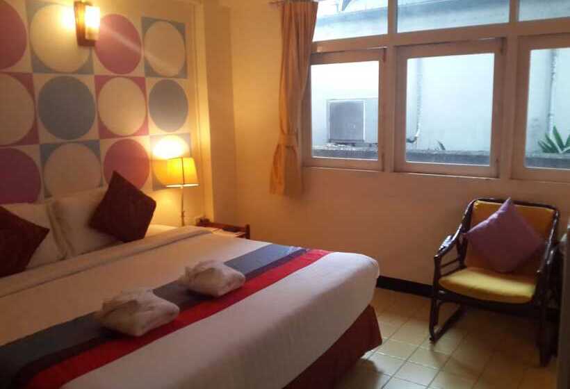 اتاق لوکس, Sawasdee Sukhumvit Inn