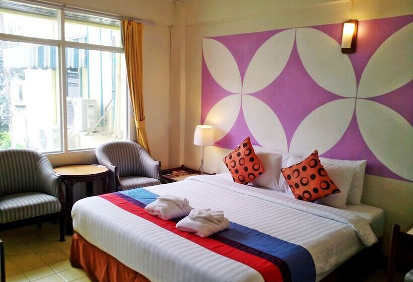 Quarto Deluxe, Sawasdee Sukhumvit Inn