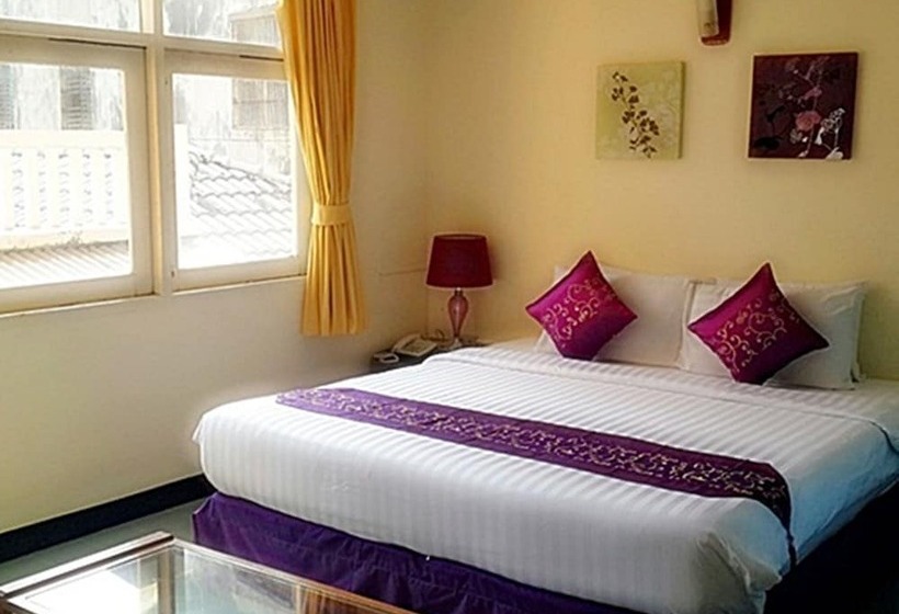 Suíte Júnior, Sawasdee Sukhumvit Inn
