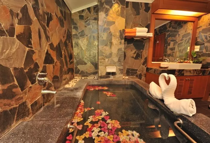 اتاق لوکس, The Privacy Beach Resort & Spa