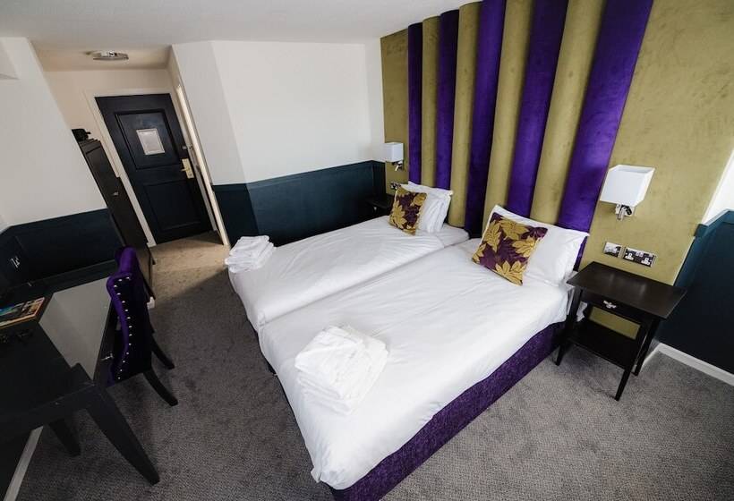 חדר סטנדרט, The Sir Thomas