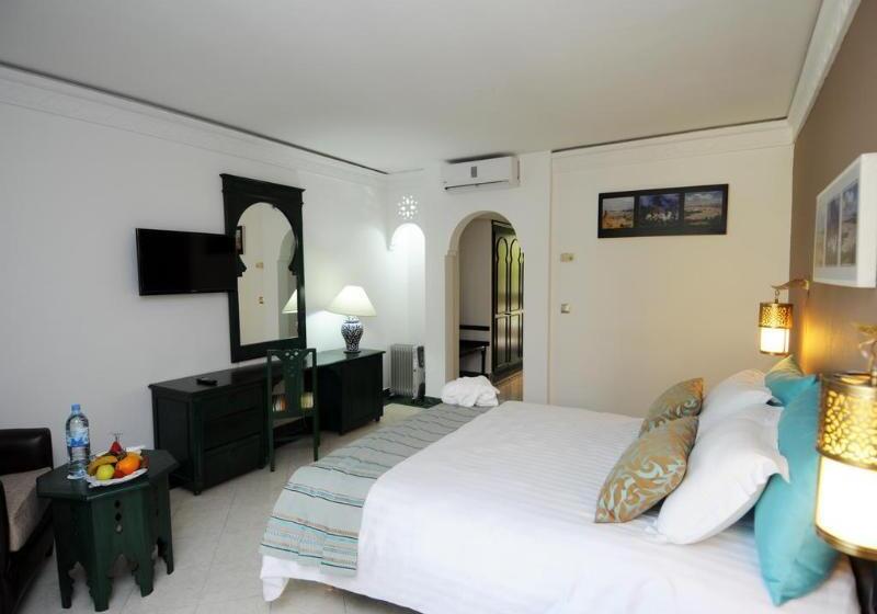 标准间带游泳池, Volubilis