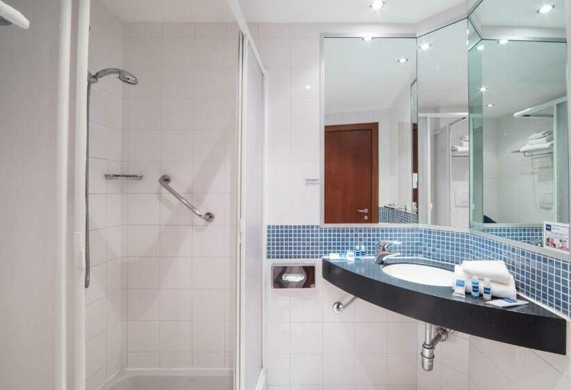 标准三人间, Idea Hotel Torino Mirafiori