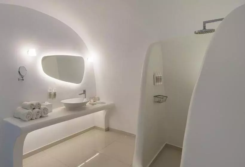 سوییت سوپریور, Katikies Chromata Santorini   The Leading Hotels Of The World