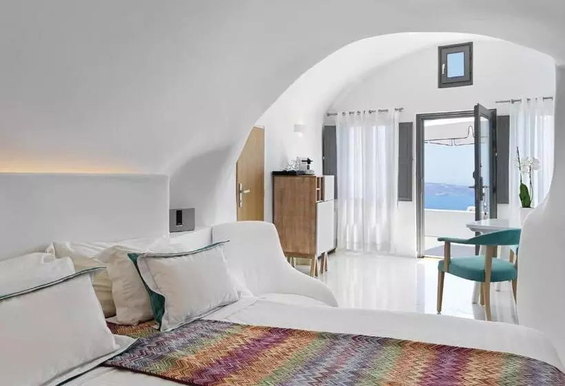 سوییت سوپریور, Katikies Chromata Santorini   The Leading Hotels Of The World
