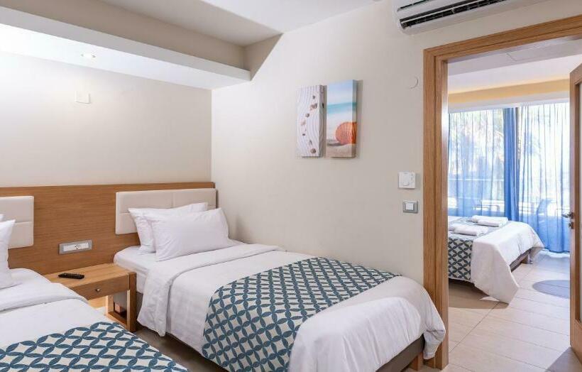 חדר משפתחתי סופריור, Royal & Imperial Belvedere Resort