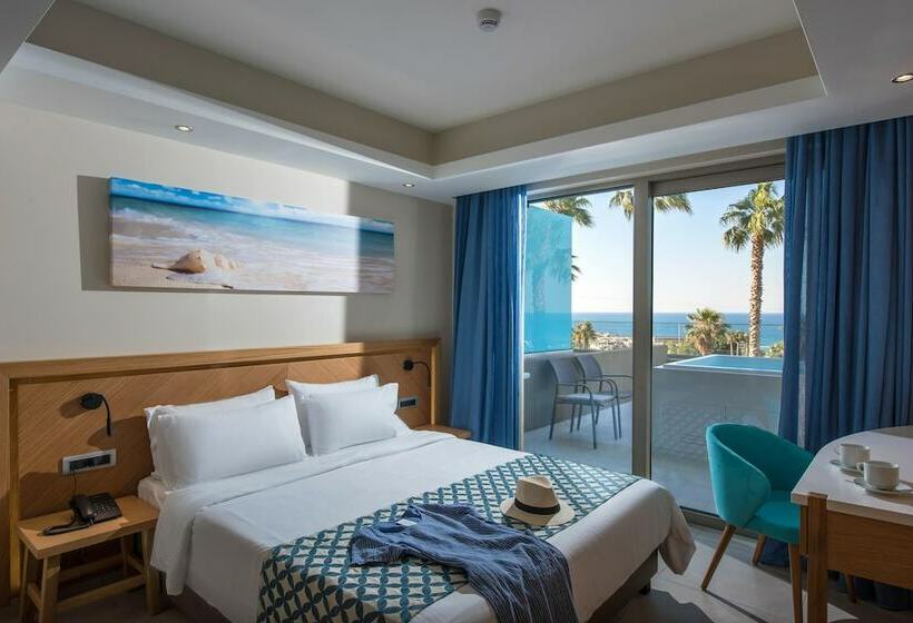 סוויטה נוף לים, Royal & Imperial Belvedere Resort