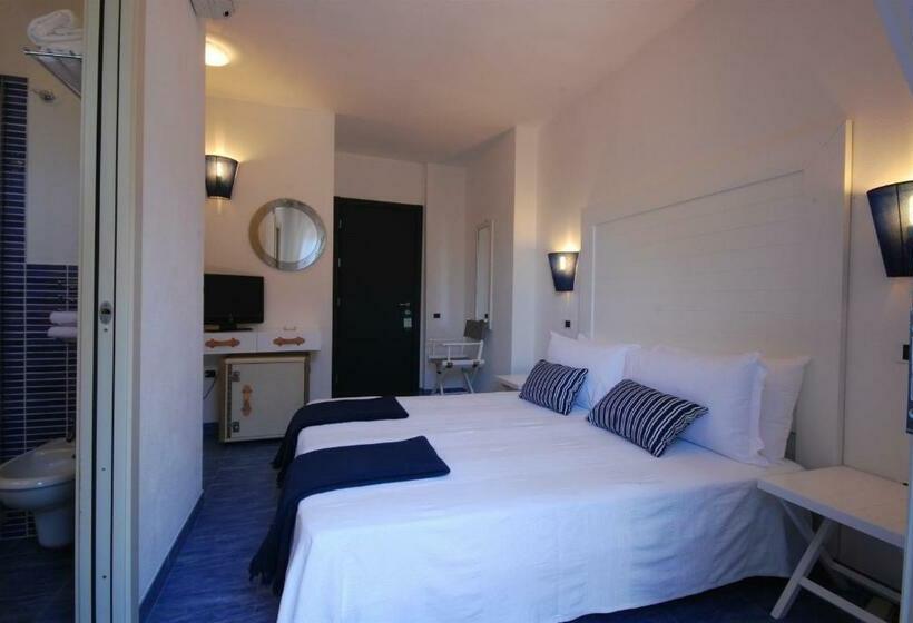 スタンダードシングルルーム, Unahotels Club Hotel Ancora