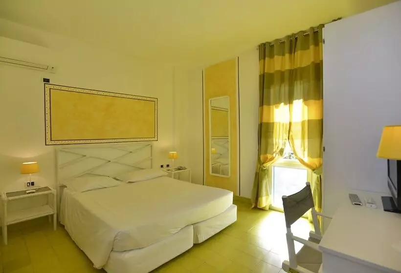 اتاق استاندارد سه نفره, Unahotels Club Hotel Ancora