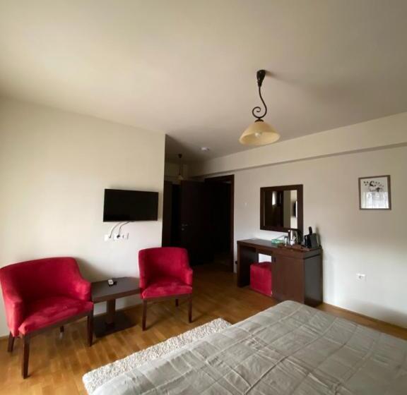 Номер Superior, Cetatuia