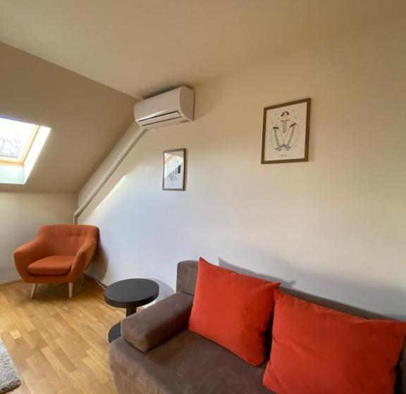 Номер Стандарт Трехместный, Cetatuia