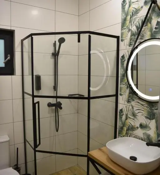 Standard-bungalow Puutarhanäkymä, Cetatuia