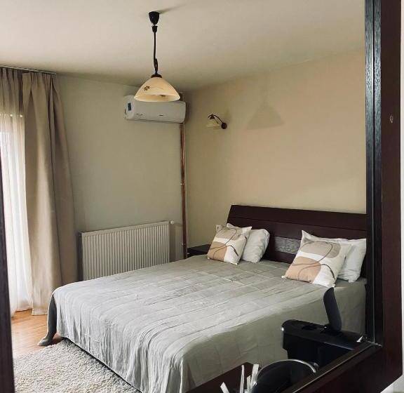 Номер Superior, Cetatuia