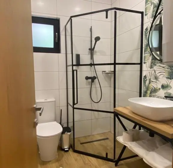 Standard-bungalow Puutarhanäkymä, Cetatuia