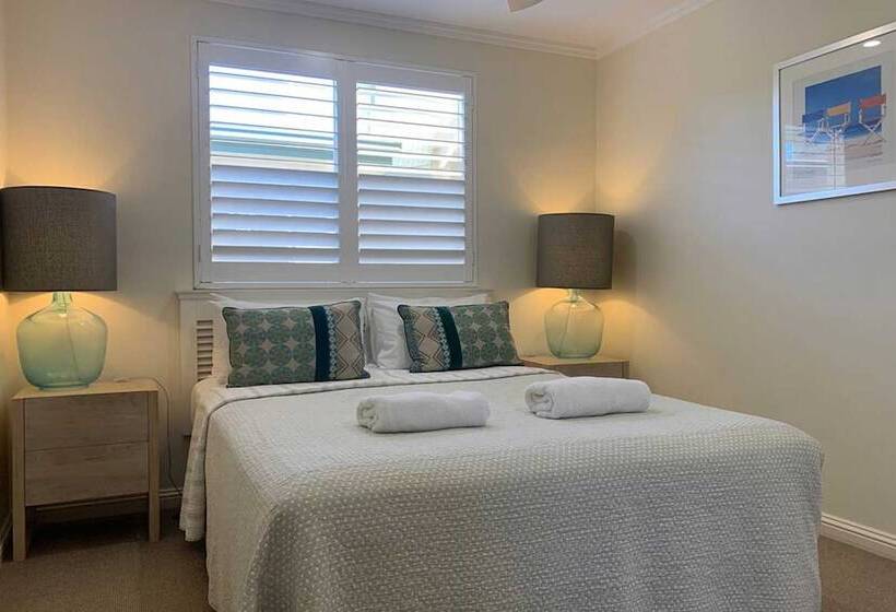 Апартаменты 3 Спальни, Colonial Resort Noosa