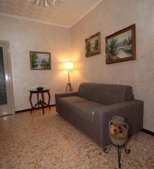 经典四人房间, B&b L Angelica